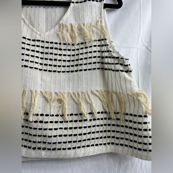 Lou & Grey White Sleeveless Cropped Tank Top Blouse with Fringe Detail Medium - Picture 3 of 10